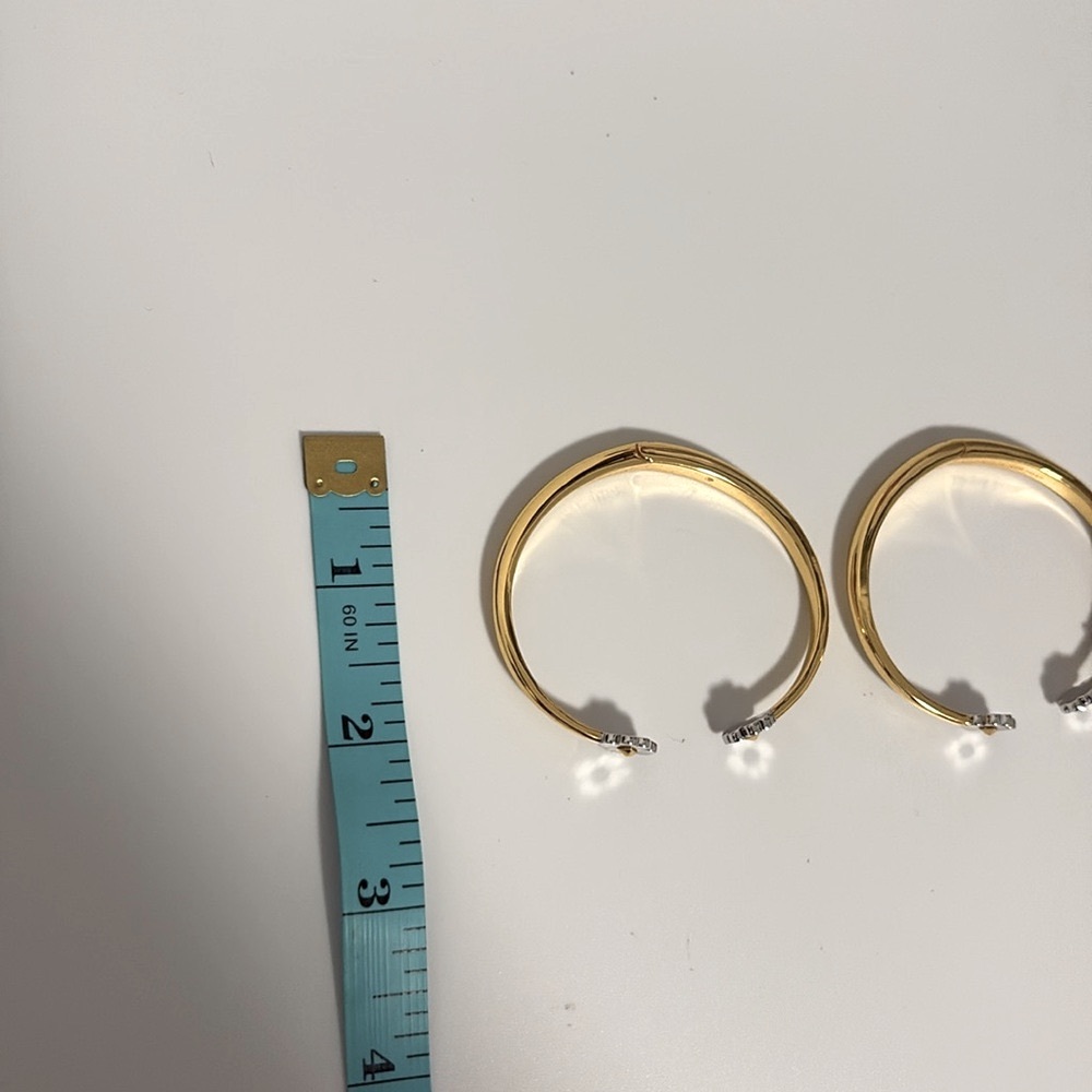 Lot of 2x NEW [kate spade] Spades & Studs Gold Metal Cuff Flower Bracelets - Picture 14 of 14